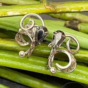 Vintage AMCO Sterling Silver Marcasite Black Stone Ornate Screw Back Earrings